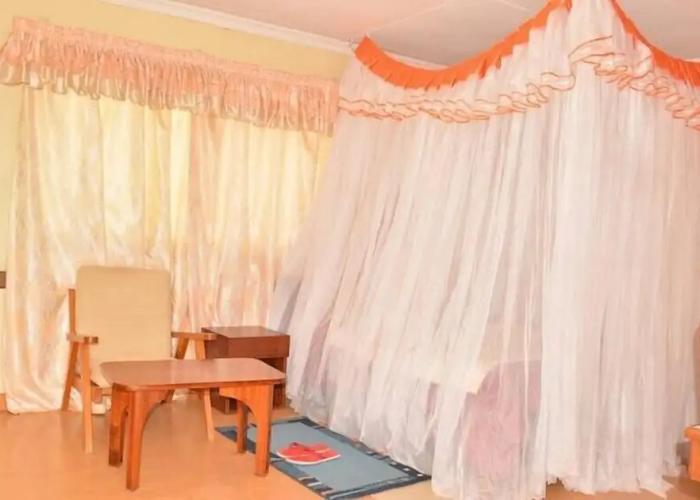 Racecourse Inn Hotel