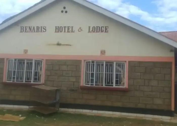 Benaris Hotel & Lodge