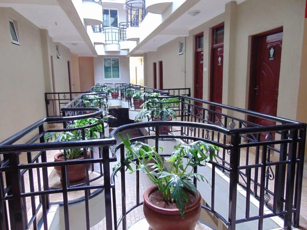 фото Upperhill View Hotel