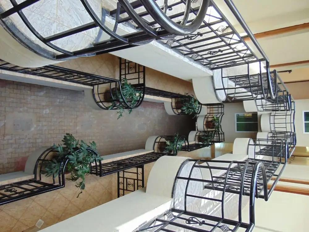 фото Upperhill View Hotel