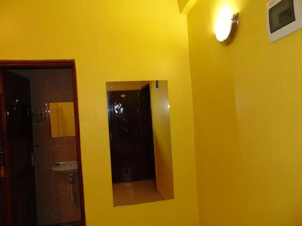 фото Upperhill View Hotel
