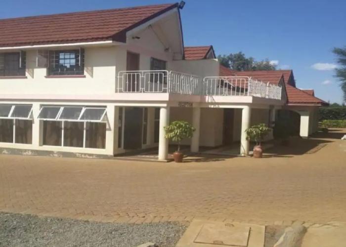 Queens Garden Hotel