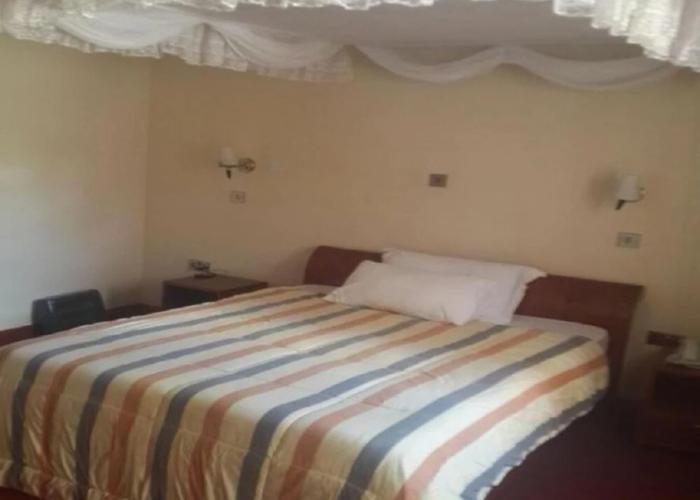 Queens Garden Hotel