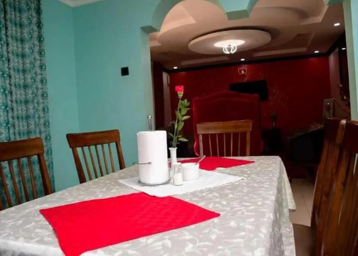 Lux Suites Elgon view Holiday House