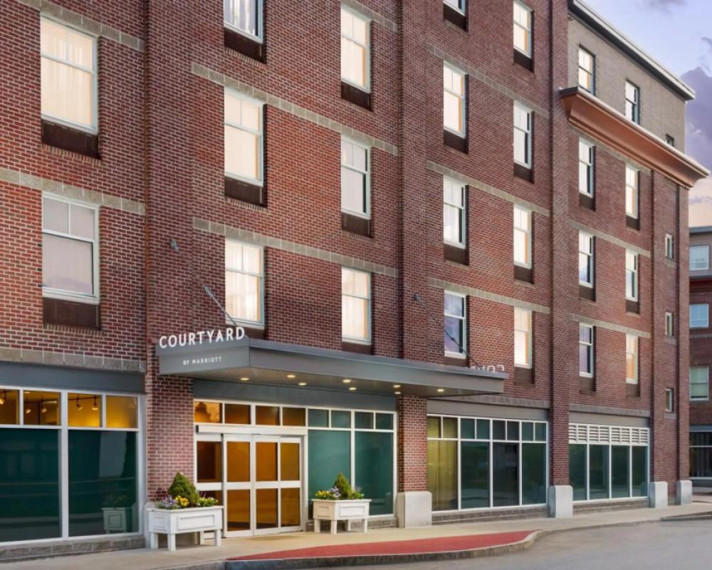 Courtyard by Marriott Keene Downtown