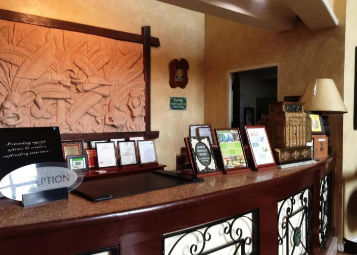 Crown Regency Residences Davao Hotel