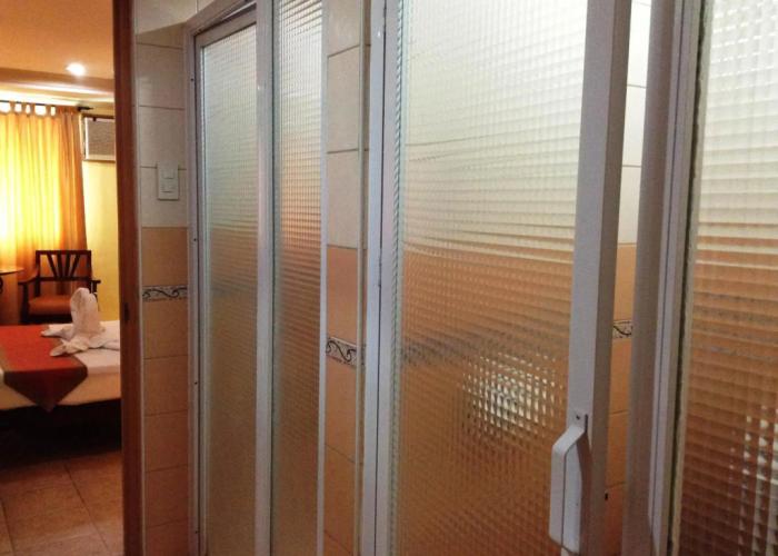 Crown Regency Residences Davao Hotel