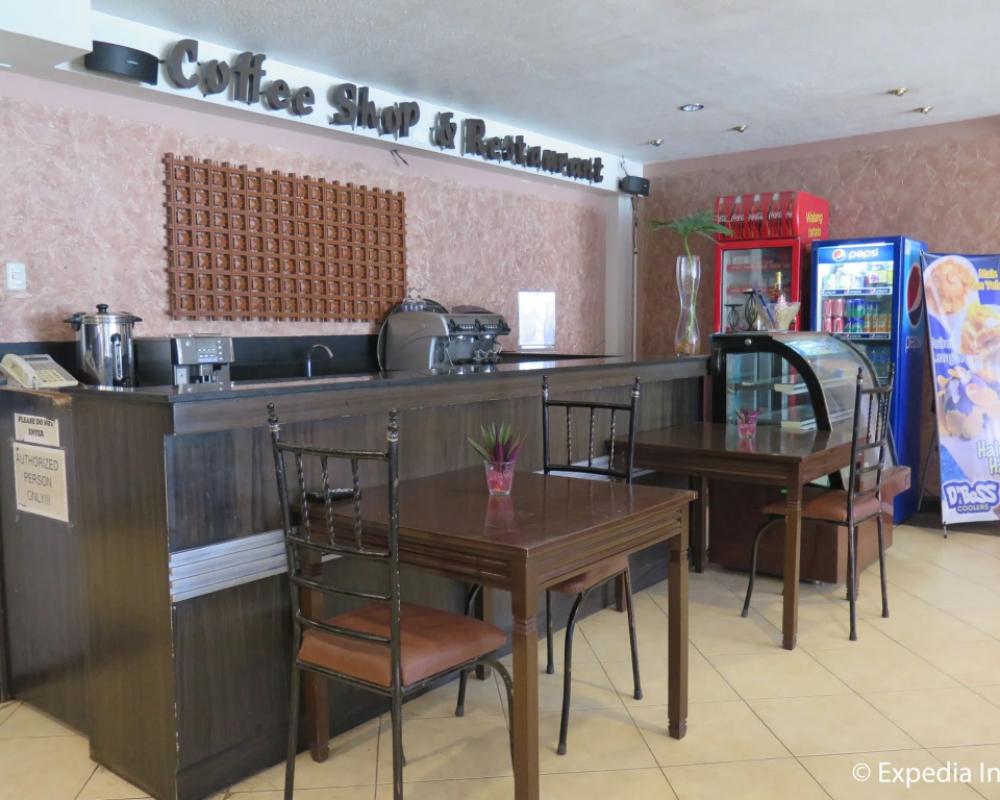 фото D'Leonor Hotel