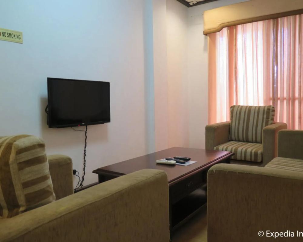 фото D'Leonor Hotel