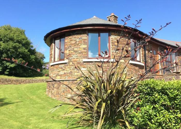 Green Acres Cottages