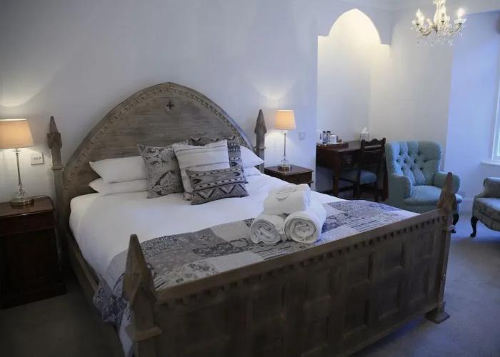Bonnicott House Hotel