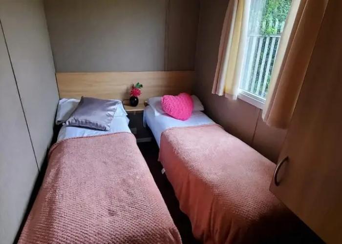 Family Friendly 2 Bed Caravan in Rhyl, North Wales