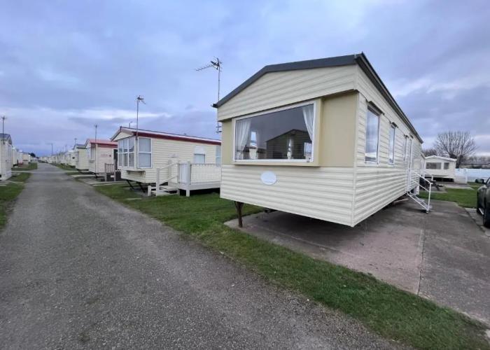 3 Bedroom, 8 Berth, Cosy Static Family Caravan