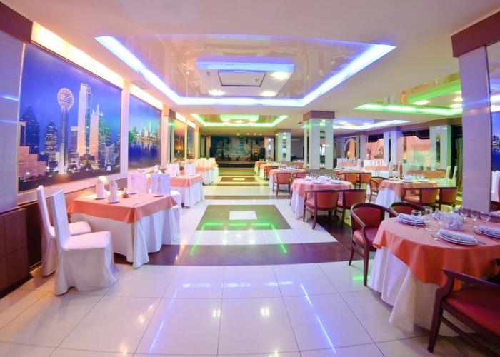 Amaks Hotel