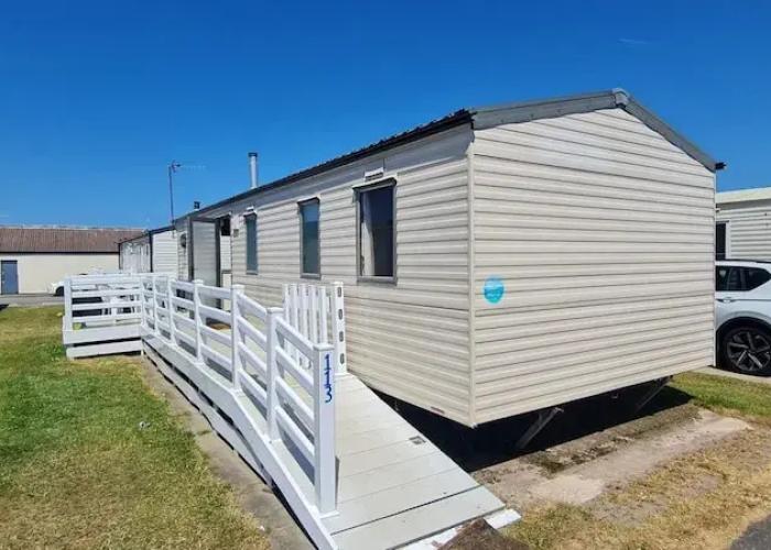 Lovely 3 bed With Balcony and Ramp