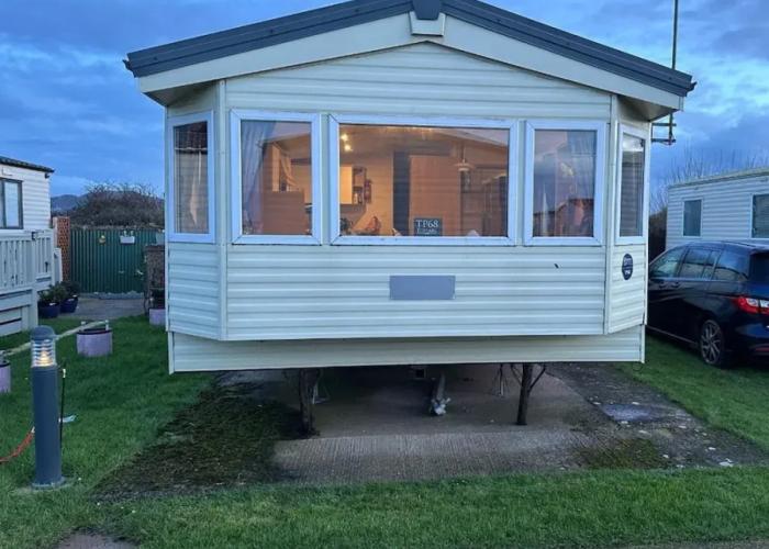 3 Bedroom, pet Free, Static Caravan in Prestatyn