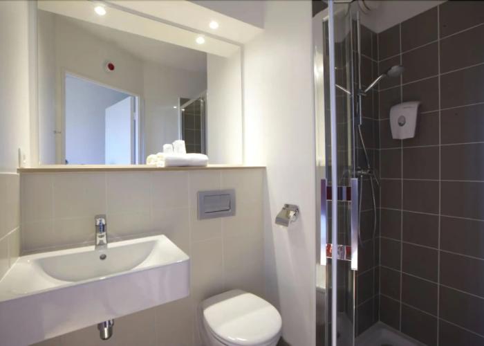 Hôtel Première Classe Caen Nord - Mémorial