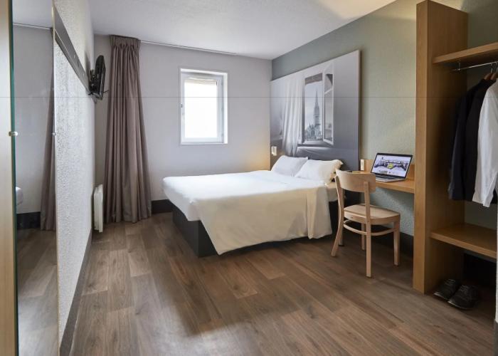 B&B HOTEL Caen Mémorial
