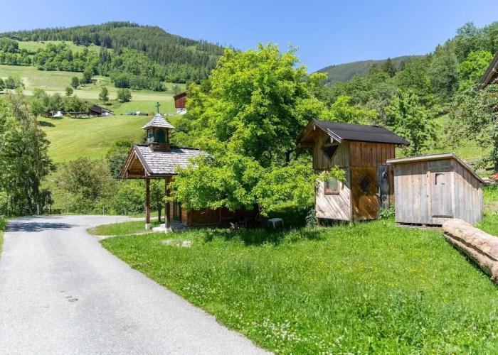 Warm Apartment in Uttendorf