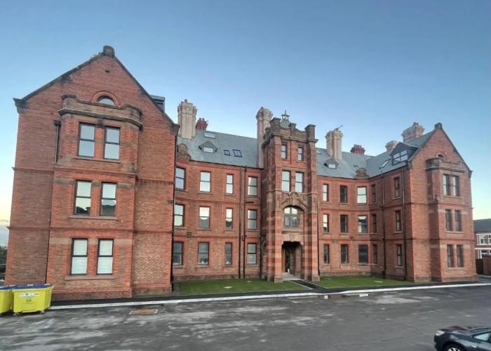 Gibson Manor Apartments
