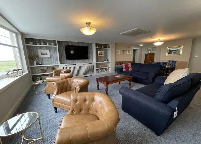 Beach House Hotel