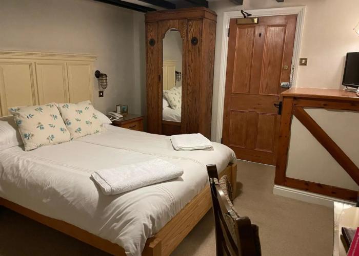 The Olde Ship Inn