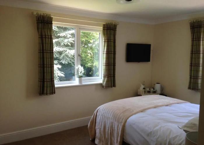 Whitethorn Bed and Breakfast