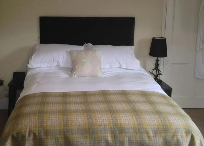 Whitethorn Bed and Breakfast