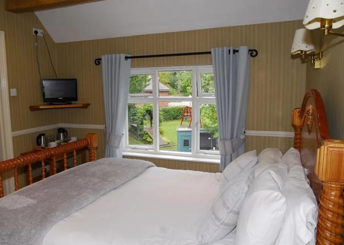 The Egerton Arms Country Inn