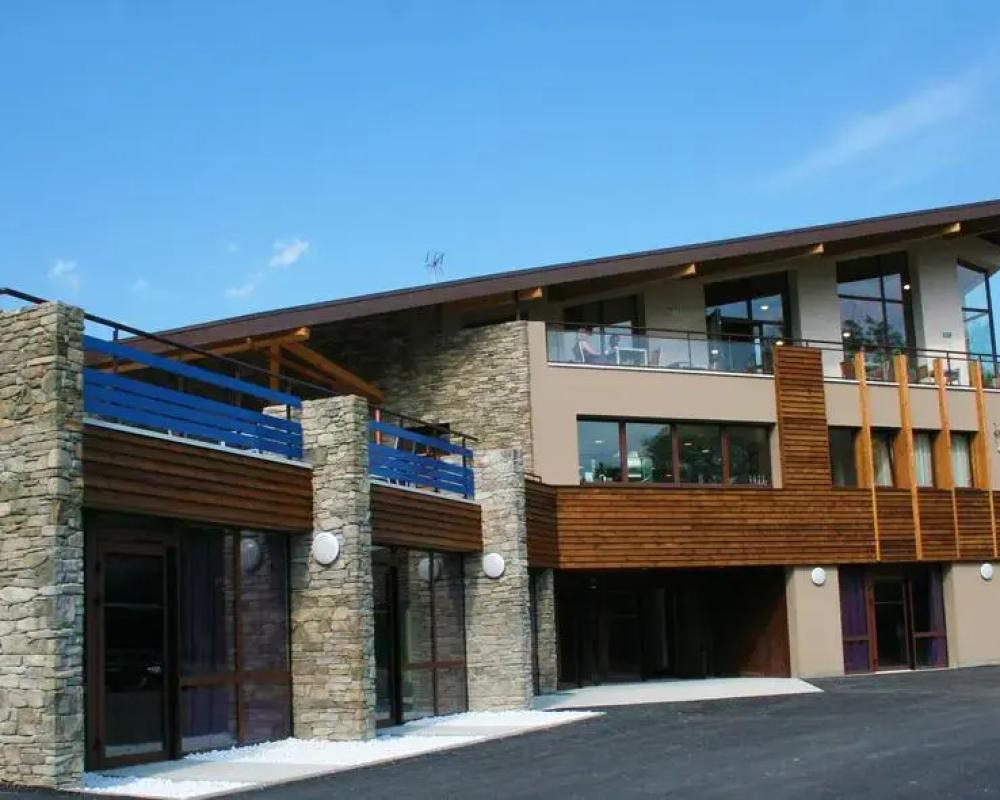 Hôtel le Pré du Lac