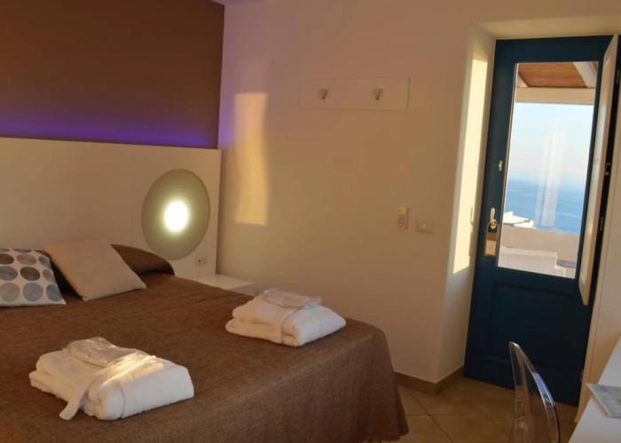 A Alera Room and Breakfast