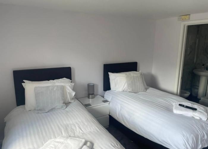 Coach House Hotel