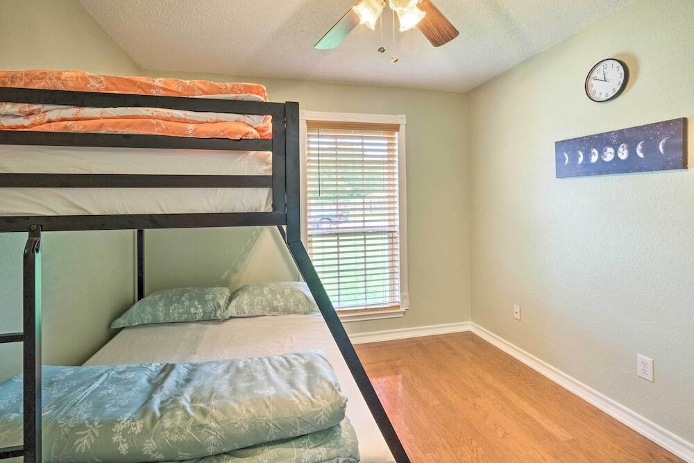 Hot Tub, Pool, & Fire Pit: Gorgeous Hutto Home