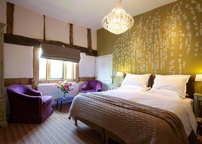 Eckington Manor
