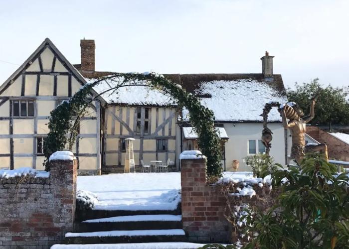 Eckington Manor