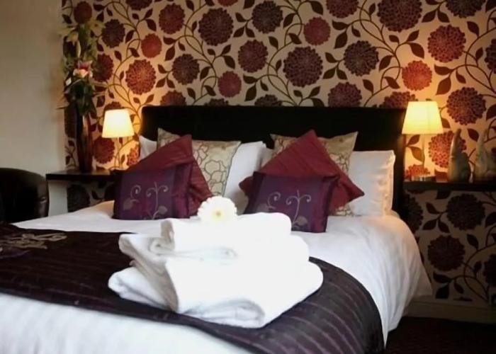 The Bell - Restaurant with rooms