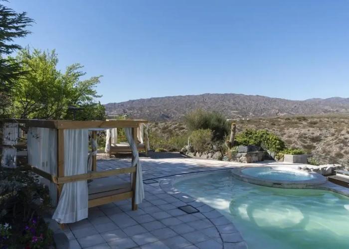 El Carmelo Mountain Lodge