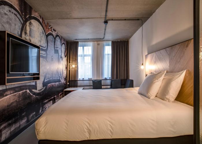 Hotel the Match