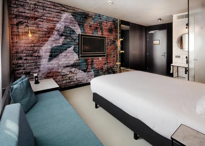 Hotel the Match