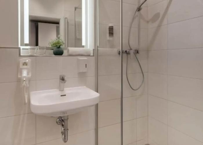 Amper Art Hotel