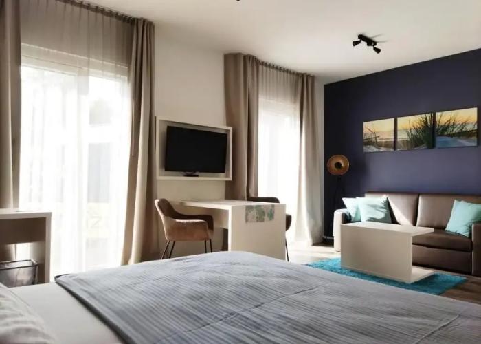 Amper Art Hotel