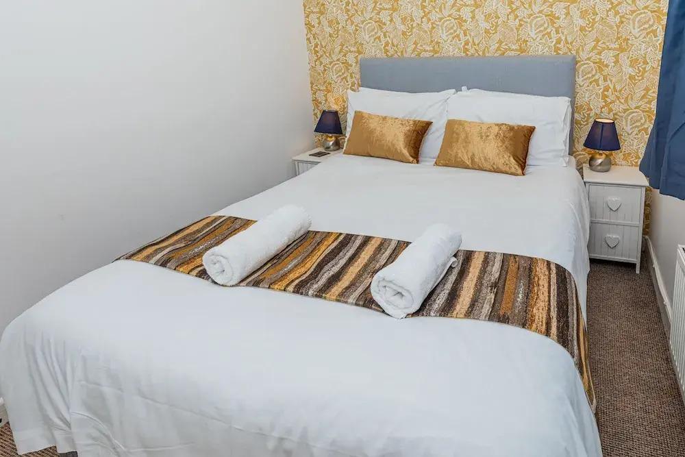 Over the Horizon Lodges