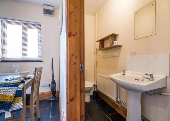 Primrose - 1 Bedroom Cottage - Llanteg