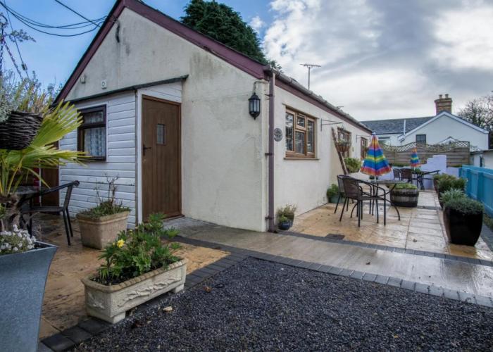 Honeysuckle Cottage - 1 Bedroom - Amroth