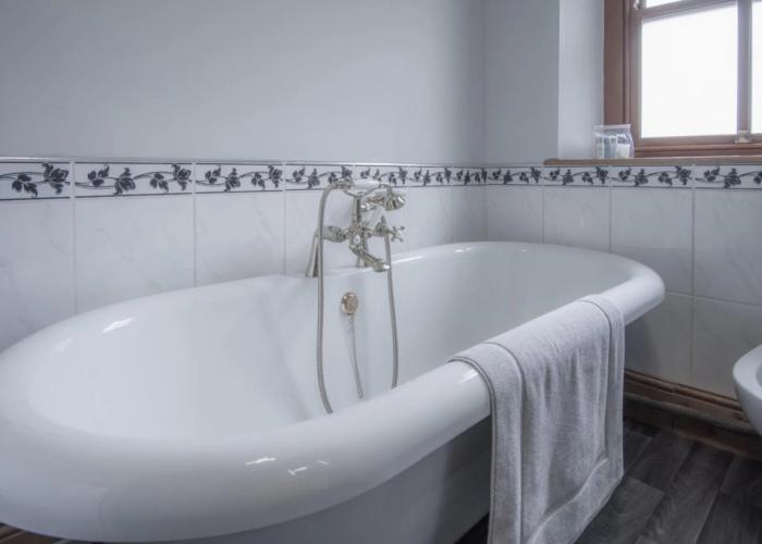 Pendeilo Villa - 5 Bedroom Holiday Home - Amroth
