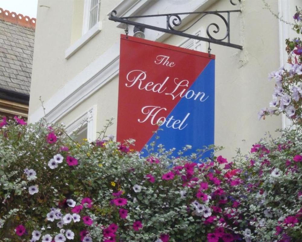 The Red Lion Hotel