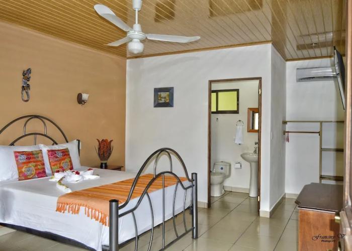Hotel D'Lucia