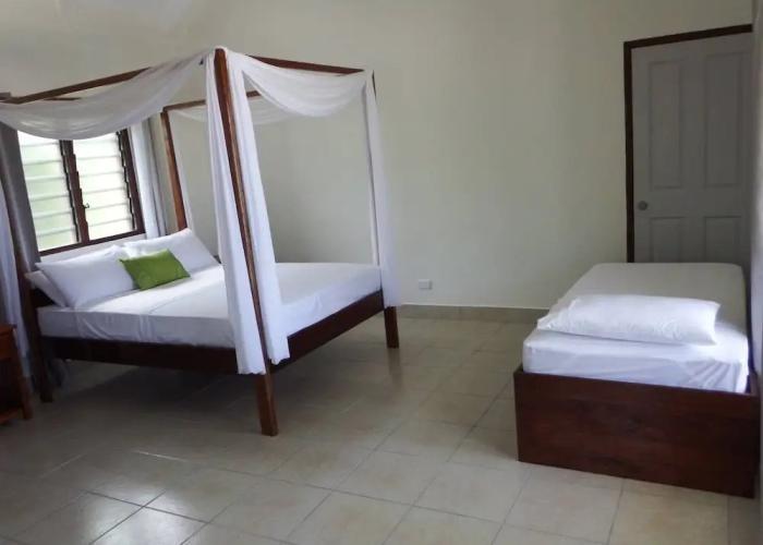 Santo Seaside Villas
