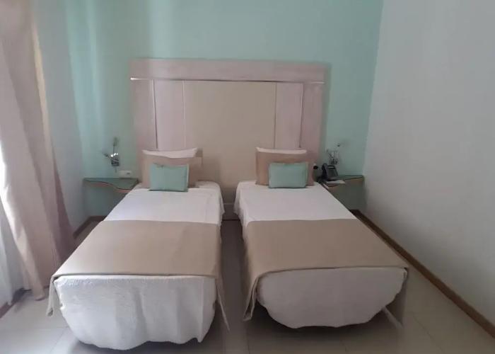 Sol Hotel