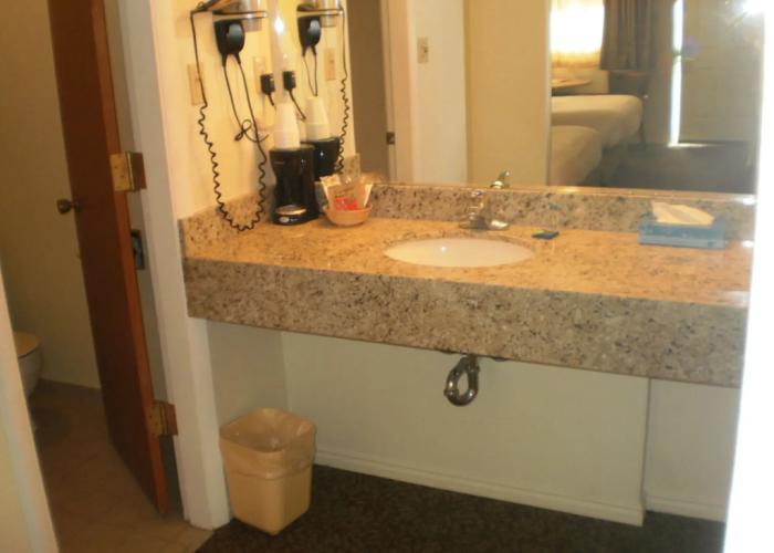 Magnuson Hotel Park Vue